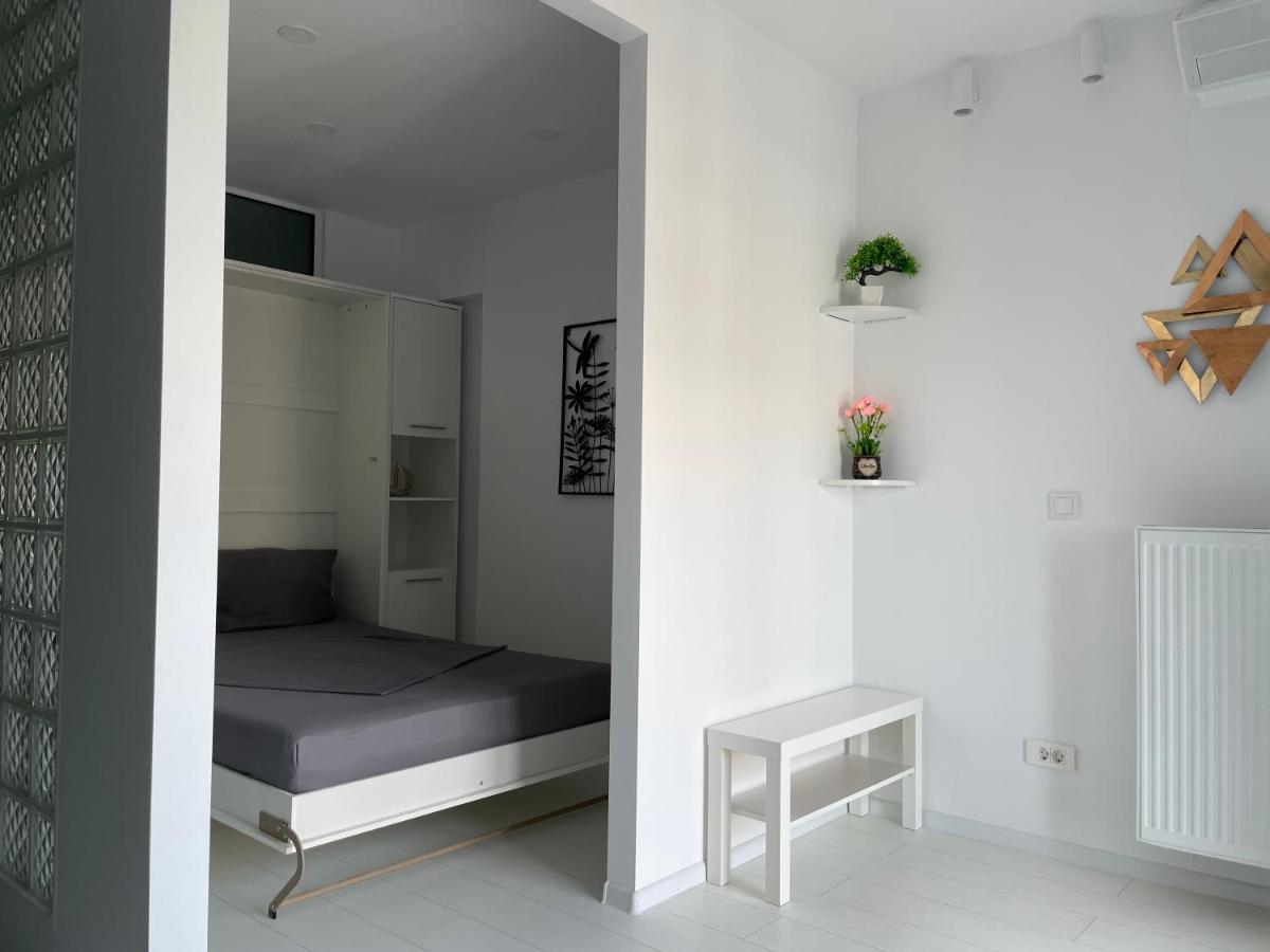 Luxury Westpark 2-Room Apartment Lakeview W5 Bucureşti Ngoại thất bức ảnh