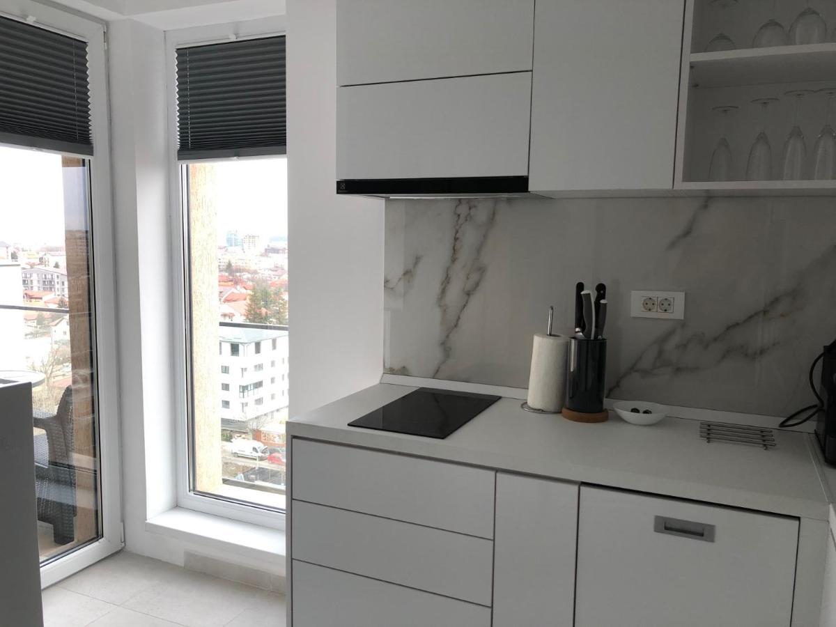 Luxury Westpark 2-Room Apartment Lakeview W5 Bucureşti Ngoại thất bức ảnh